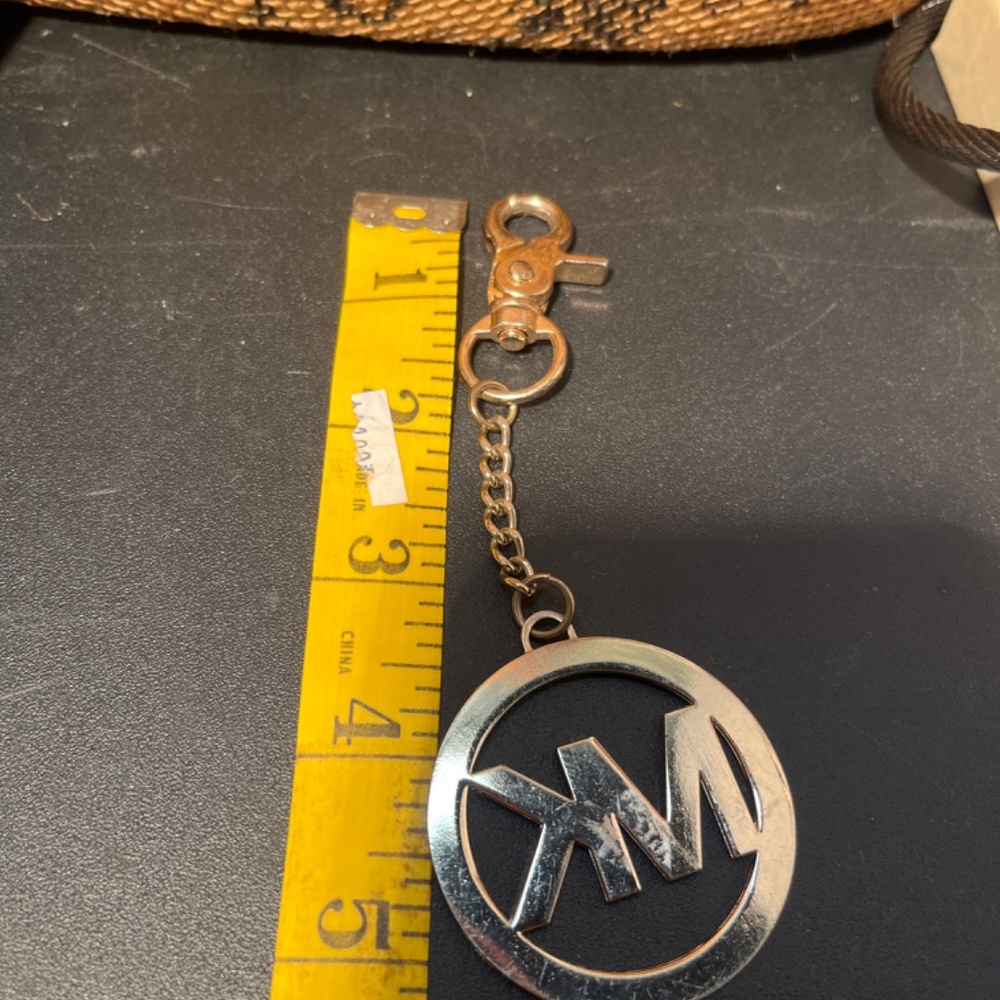 Michael Kors Keychain - Picture 3 of 4